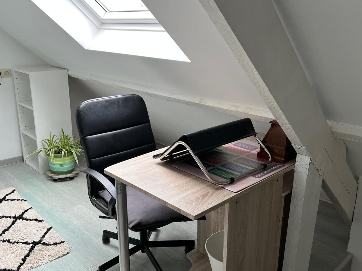 Cosy 1 Bedroom 900m From